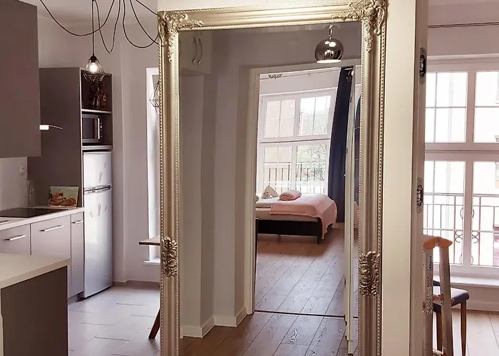 Ogarna 2 -bedroom - Old Town Apartment *